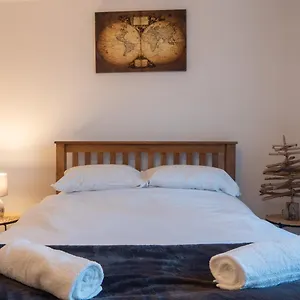  Apartment Castle View - Flat In Mumbles - Free Parking