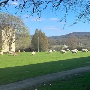  Holiday home Floss